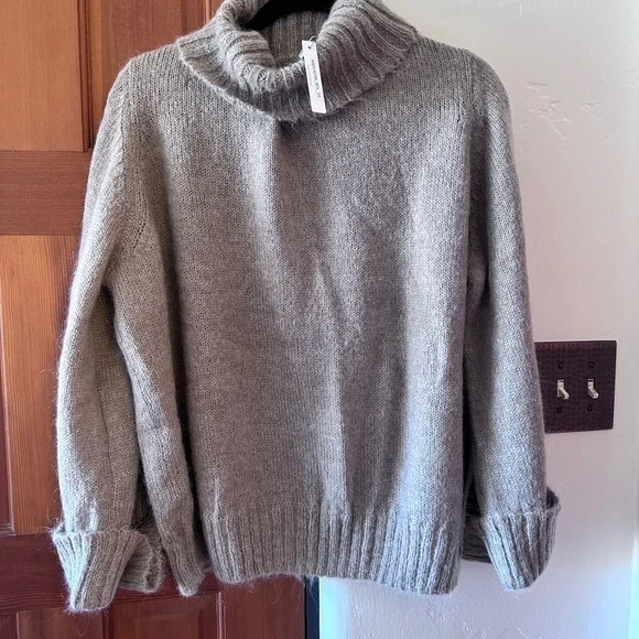 Rae Feather NWT Cozy Turtleneck Sweater - Taupe - Picture 1 of 6